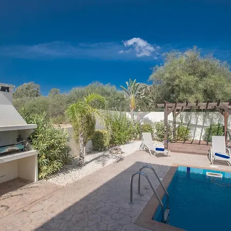 Villa Hara Nissi Villas *