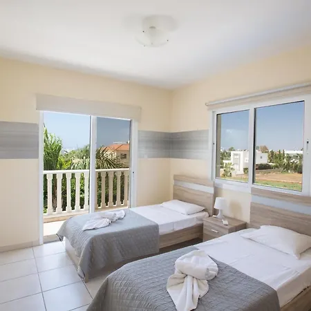 Hara Nissi Villas * Agia Napa