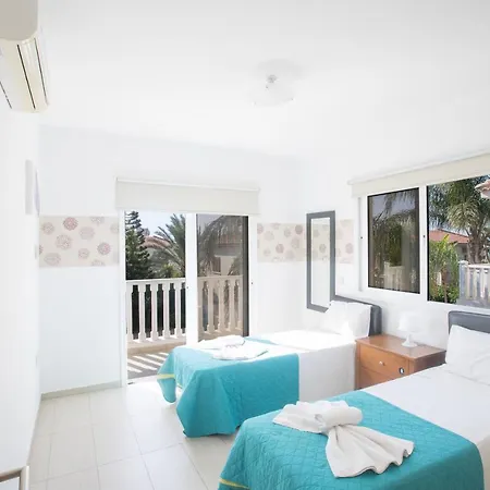 Hara Nissi Villas * Ajia Napa